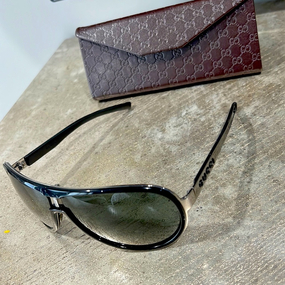 Mens black Gucci sunglasses